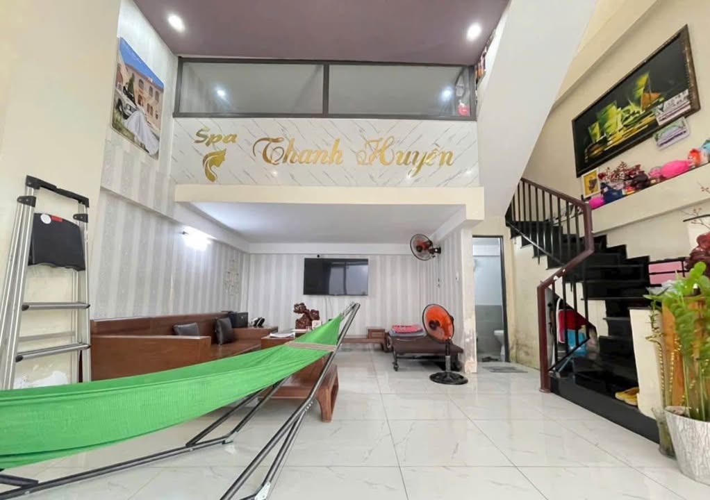 Nhà 2.5 tầng 40m² tại Kiệt Huỳnh Ngọc Huệ, Thanh Khê - Giá chỉ 3.3 tỷ!