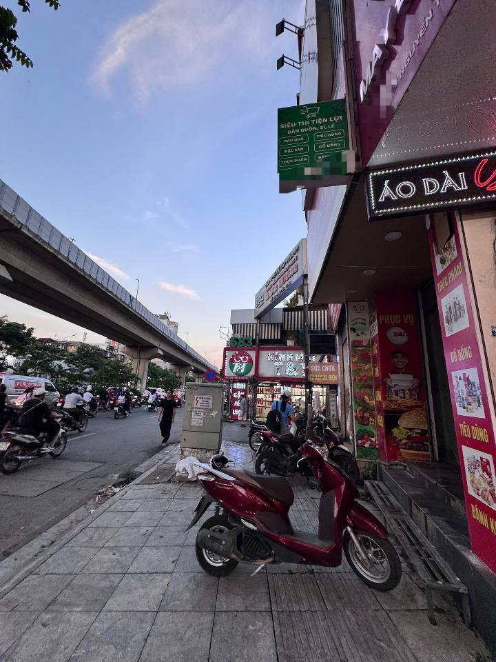 Mặt bằng kinh doanh cho thuê tại Nguyễn Trãi, Thanh Xuân 66.5m² - Vị trí đắc địa cho Spa, Nail