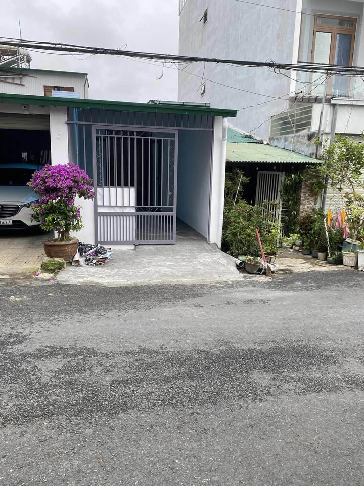 Nhà cho thuê tại đường Nguyễn Trung Trực, Đà Lạt 2PN giá 6 triệu - Không gian sống lý tưởng!