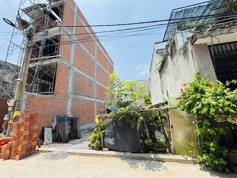 Đất nền hẻm xe hơi Long Thạnh Mỹ, Quận 9 71m² giá 3.5 tỷ - Vị trí đắc địa gần Vành Đai 3!