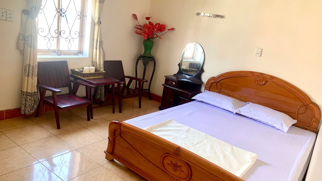 Nhà nghỉ Hoàng Yến Lạng Sơn - Phòng sạch đẹp chỉ từ 50k