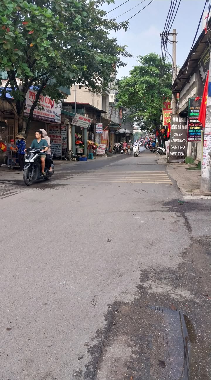 Nhà riêng Phương Canh 74m² giá 9.2 tỷ - Đầy đủ công năng, gần trường học!