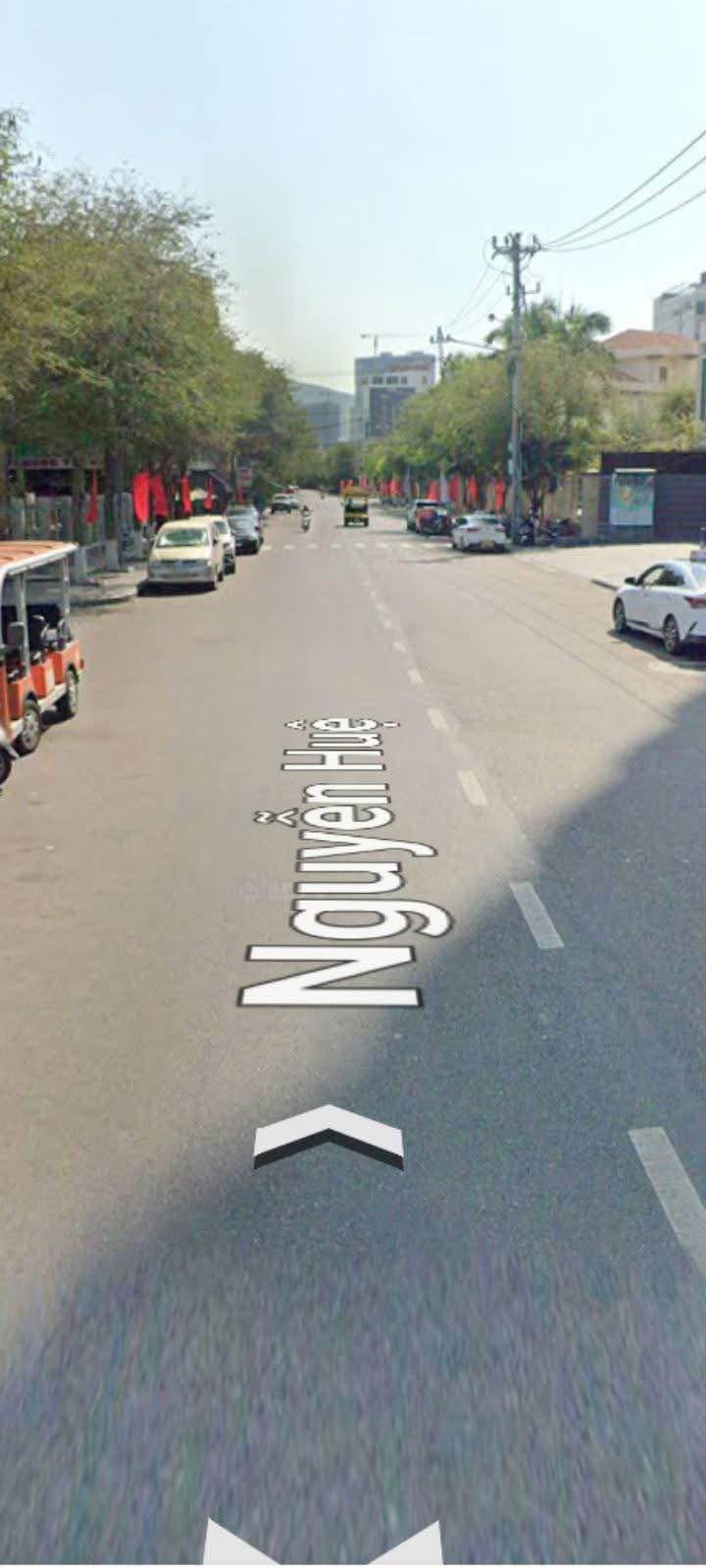 Nhà phố 3 tầng đường Nguyễn Huệ, Quy Nhơn 108m² giá 6.5 tỷ - Sổ đỏ chính chủ!