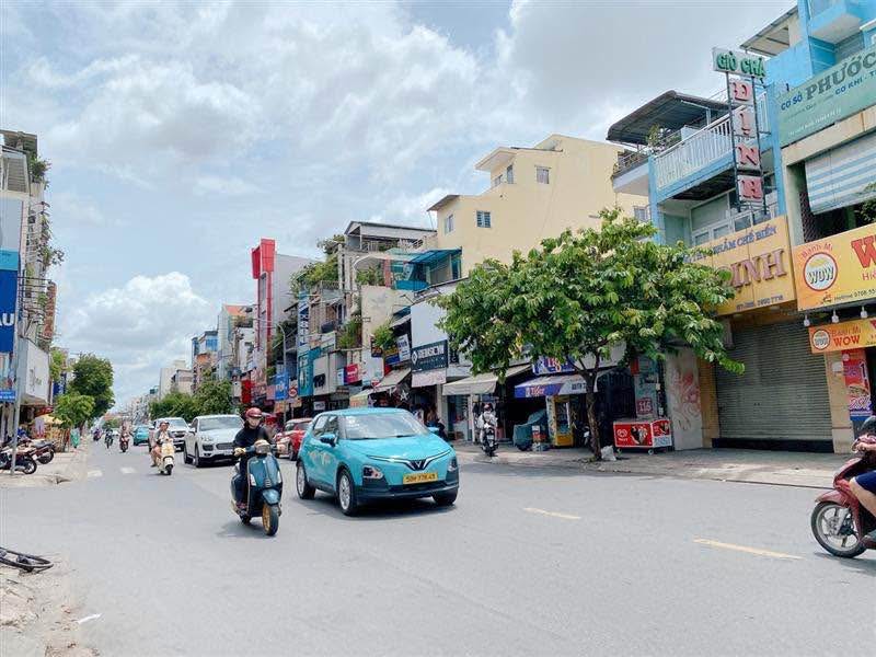 Nhà mặt tiền Cách Mạng Tháng 8, Tân Bình 95m² giá 15 tỷ - Kinh doanh đắc địa!