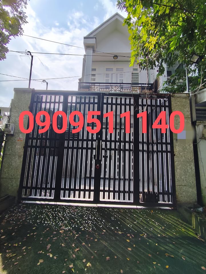 Nhà 1 trệt 1 lầu Hóc Môn 86m² giá 3.5 tỷ - Sẵn sàng vào ở ngay!