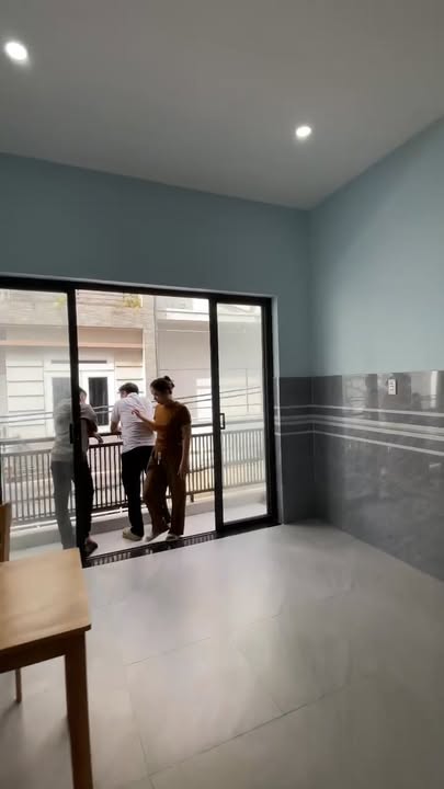 Phòng cho thuê Duplex Lạc Long Quân 40m² giá thỏa thuận - Full nội thất mới, an ninh tốt!