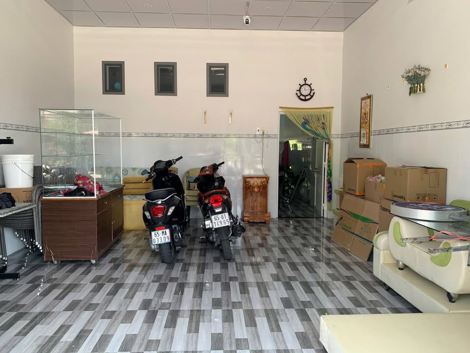 Nhà phố cho thuê đường Trần Quang Diệu, Bình Thủy, Cần Thơ - 150m² chỉ 6 triệu/tháng!