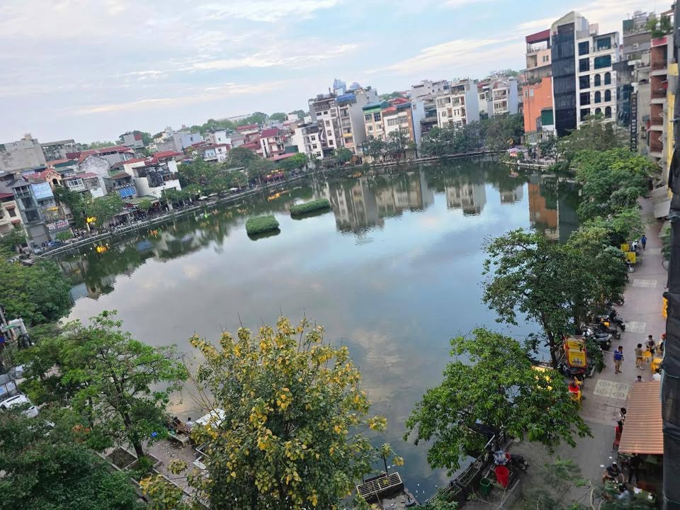 Nhà 6 tầng Đội Cấn 22m² giá 15.8 tỷ - Vị trí siêu hiếm, ô tô tránh