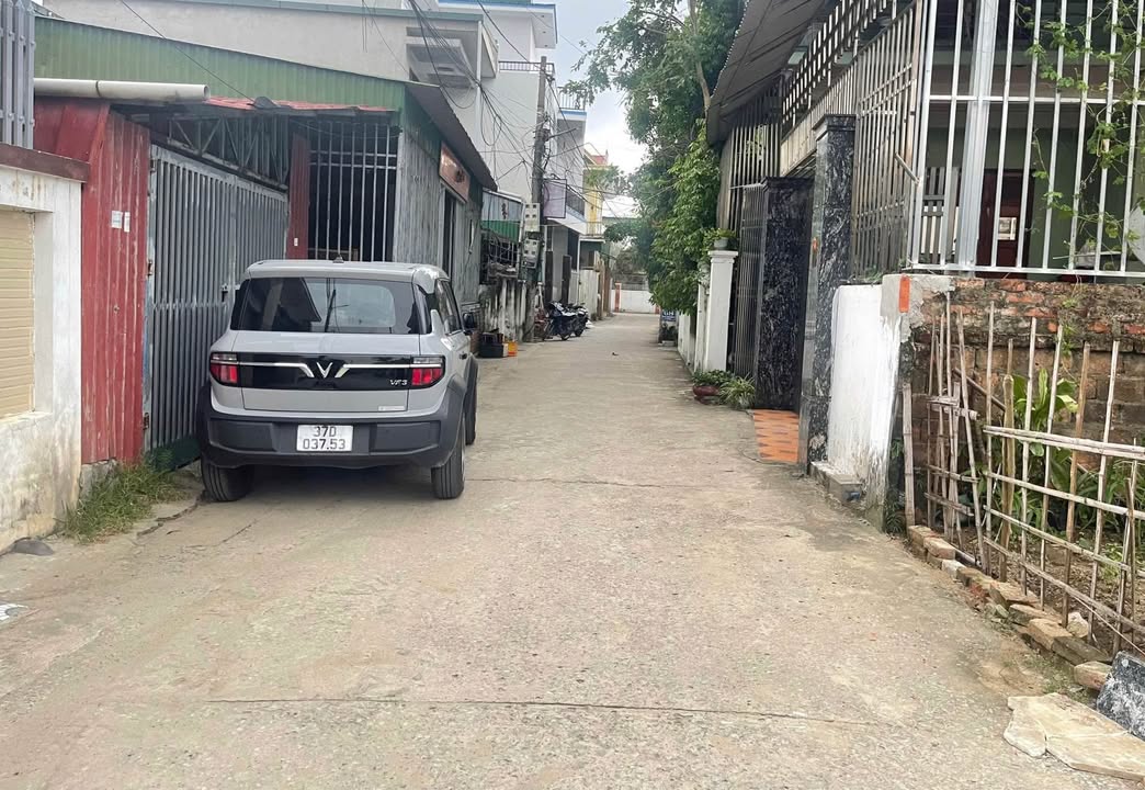 Đất nền Đông Vĩnh 90m² giá 2.7 tỷ - Cơ hội đầu tư tốt nhất thị trường!