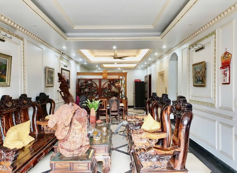 Biệt thự Tân Cổ Điển mặt đường Lê Hồng Phong, Hải An, 200m², giá chỉ 25 tỷ!