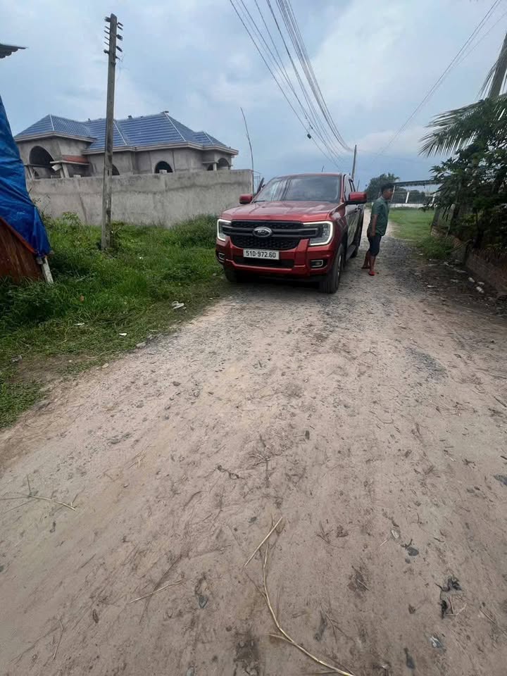 Đất nền đẹp tại xã Mỹ Hạnh Bắc, 720m² giá chỉ 2.5 tỷ - Sổ hồng chính chủ!