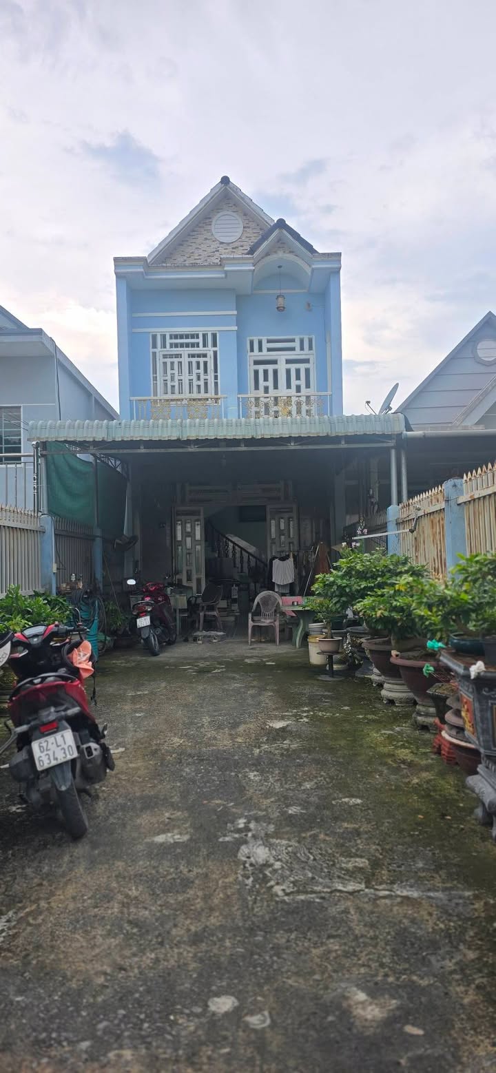 Nhà mặt tiền 835B Phước Lý, Cần Giuộc 213m² giá 9.5 tỷ - Nhà 2 mặt tiền, giá thương lượng!