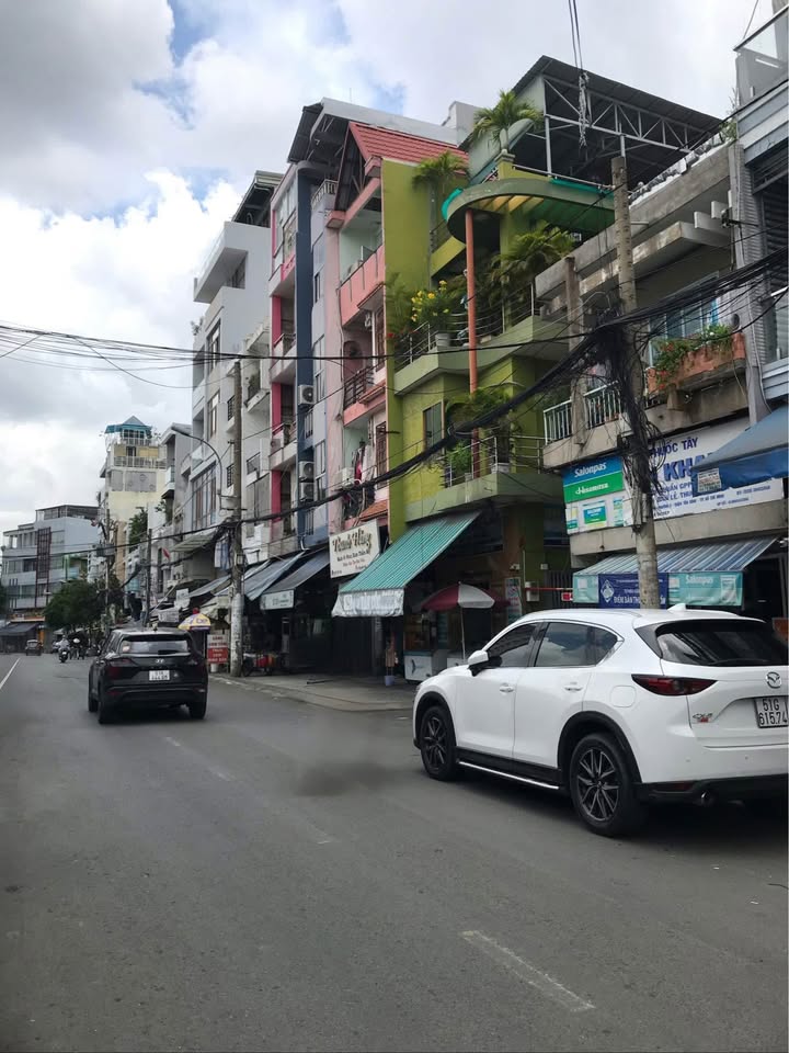 Nhà phố Phạm Văn Hai, Tân Bình 49.5m² giá 5 tỷ - Vị trí lý tưởng gần sân bay!