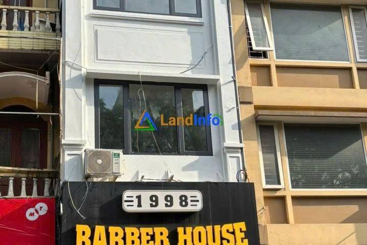 Cho thuê văn phòng tầng 2-3 phố Lạc Trung 60m² giá 8 triệu - Vị trí đắc địa, thuận tiện giao thông!