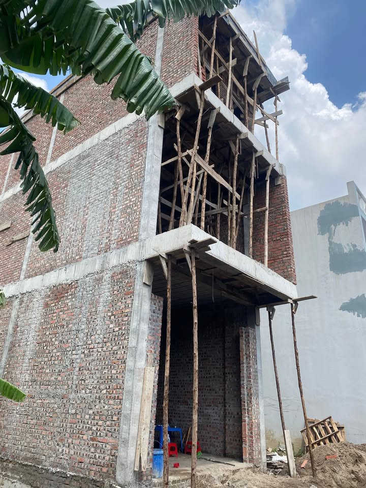 Nhà 3 tầng độc lập tại Hưng Đạo, Dương Kinh, 56m² giá 2 tỷ - Sẵn sàng vào ở!