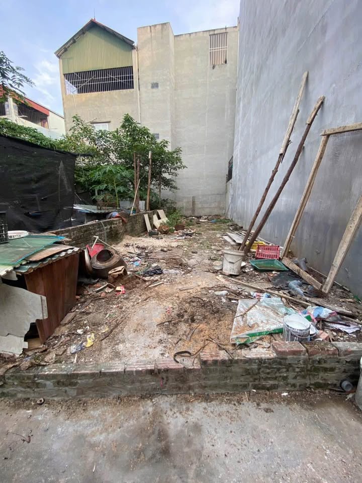 Đất thổ cư Cự Khối 39m² giá 5 tỷ - Ô tô vào tận nơi!