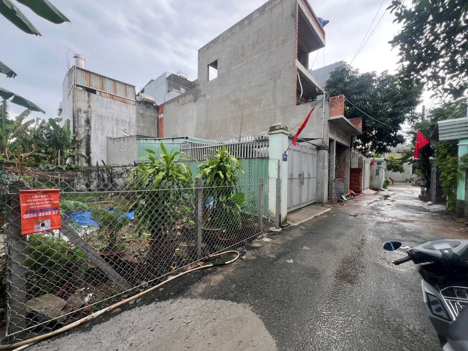 Đất nền hẻm ô tô đường Lưu Chí Hiếu, 93m² giá 5.2 tỷ - Khu dân trí cao!