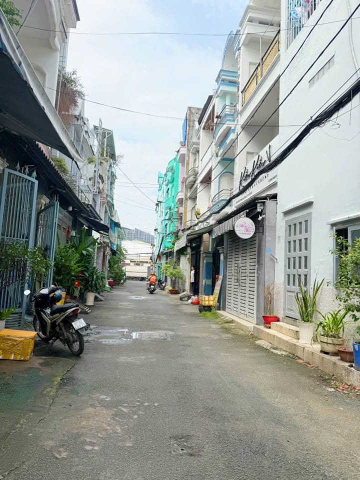 Nhà riêng Phường 14, Bình Thạnh 53.6m² giá 5.25 tỷ - Hẻm xe hơi thông thoáng!