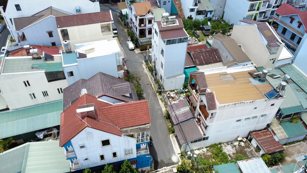 Lô đất Nguyễn Trung Trực Đà Lạt 85m² giá 5.001 tỷ - Vị trí đắc địa gần Hồ Xuân Hương!