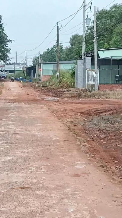 Đất ở đô thị Đường 22, Minh Hưng 350m² giá 1.1 tỷ - Tiện ích đầy đủ, sổ đỏ cầm tay!