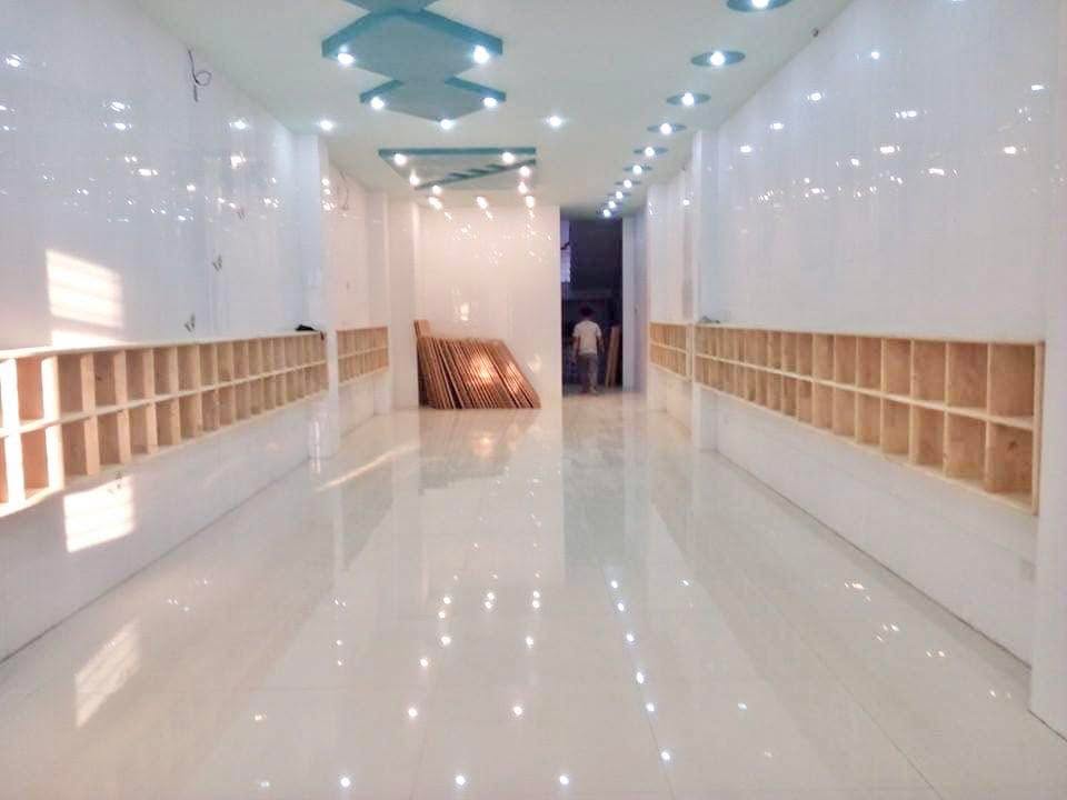 Nhà mặt tiền đường Nguyễn Thái Học, Quy Nhơn 200m² giá 32 triệu - Kết cấu lệch tầng thoáng đãng!