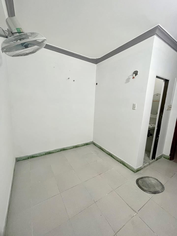 Phòng trọ cho thuê đường Tây Sơn, Quy Nhơn 800.000/tháng - An ninh 24/7, thoáng mát