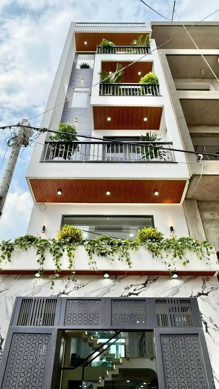 Nhà phố 5 tầng đường TX25, phường Thới An, quận 12 - Giá 6.98 tỷ, nội thất cao cấp!