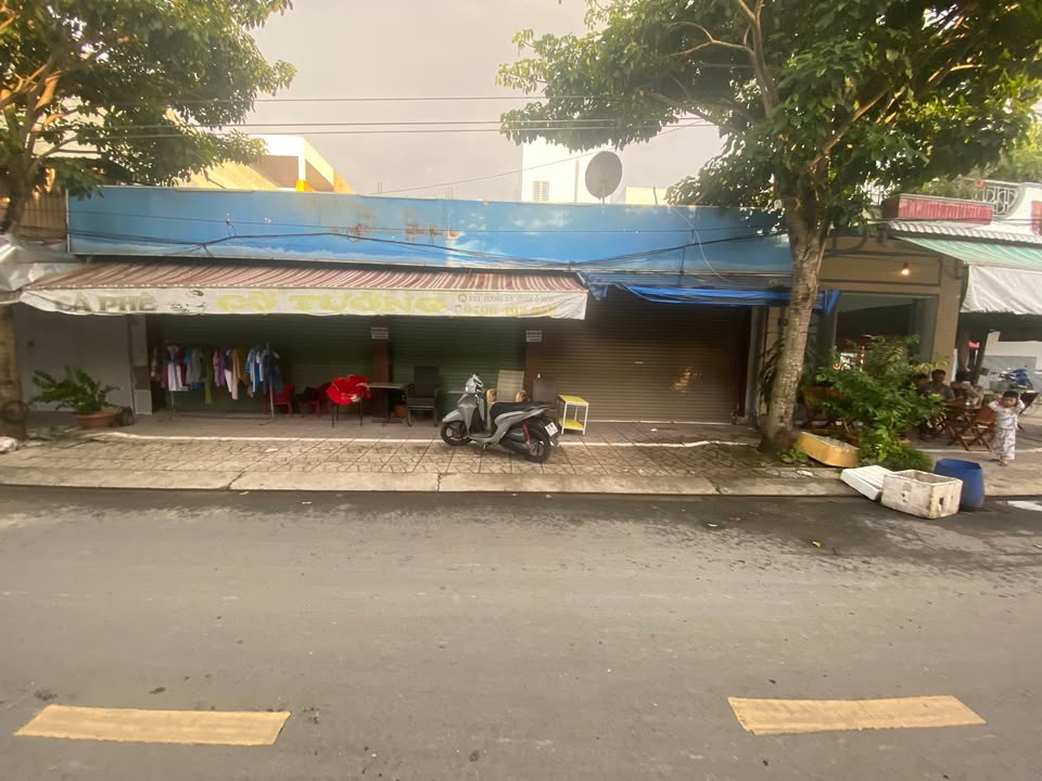 Cho thuê nhà liền kề mặt tiền đường 3/2, Ô Môn, Cần Thơ - Địa điểm kinh doanh lý tưởng!