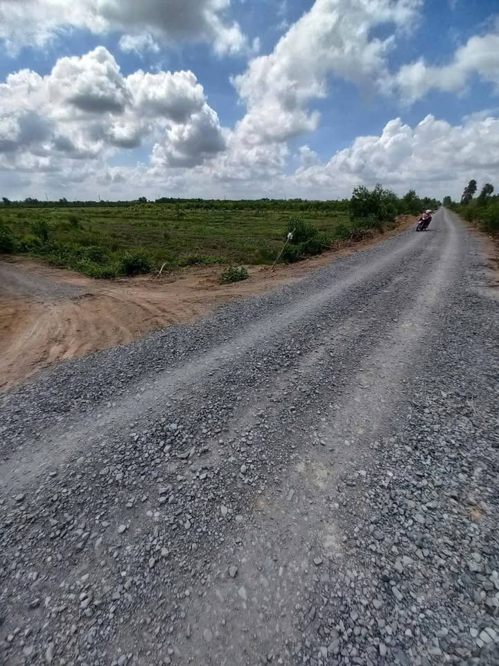 Đất vườn 27.000m² Thạnh Lợi, Tân Châu - Giá chỉ 7 tỷ, mặt tiền kênh rộng rãi!