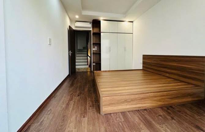 Nhà riêng Cầu Diễn 35m² giá 6.5 tỷ - Thiết kế hiện đại, sẵn sàng vào ở!