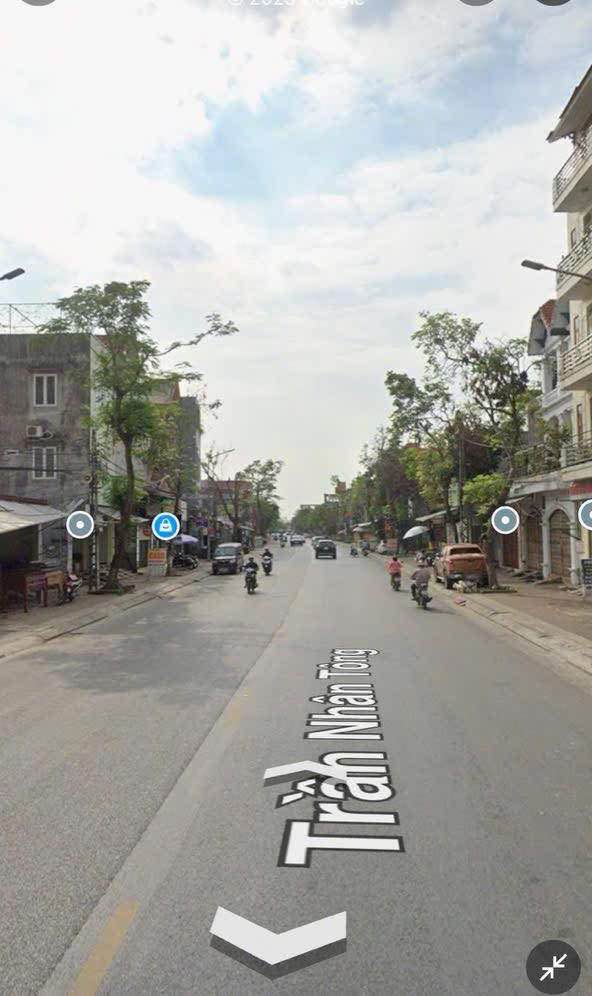 Bán nhà mặt đường Trần Nhân Tông, Kiến An 100m² giá 5.7 tỷ - Kinh doanh sầm uất!