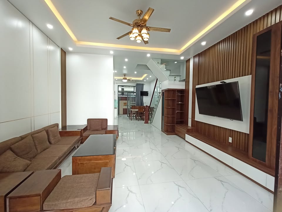 Nhà cho thuê 4 tầng Vinhomes Marina Hải Phòng 75m² - Giá chỉ 28 triệu/tháng!