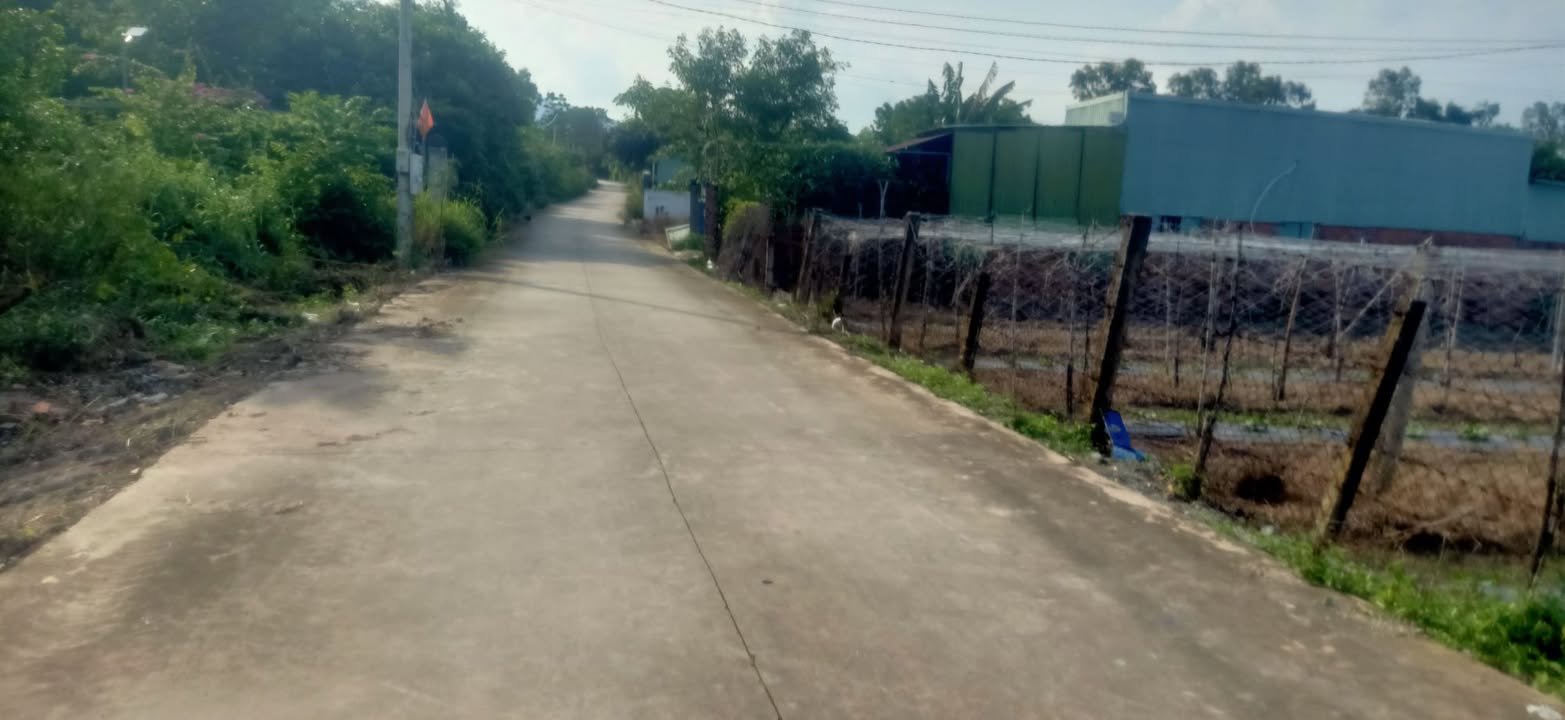 Đất nền Châu Pha Phú Mỹ 240m² giá 1.4 tỷ - Sổ đỏ chính chủ, đầu tư sinh lời!