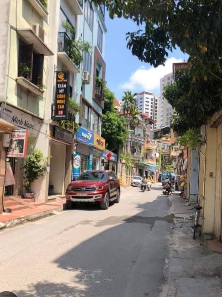 Nhà mặt phố Lương Khánh Thiện, Hoàng Mai 60m² giá thỏa thuận - Vị trí đẹp cho kinh doanh!