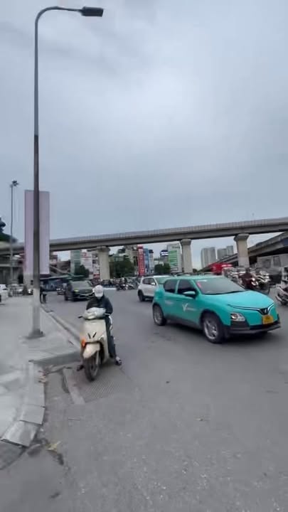 Cho thuê nhà 4 tầng tại ngõ Khuất Duy Tiến, Thanh Xuân - Giá chỉ 13.5 triệu!