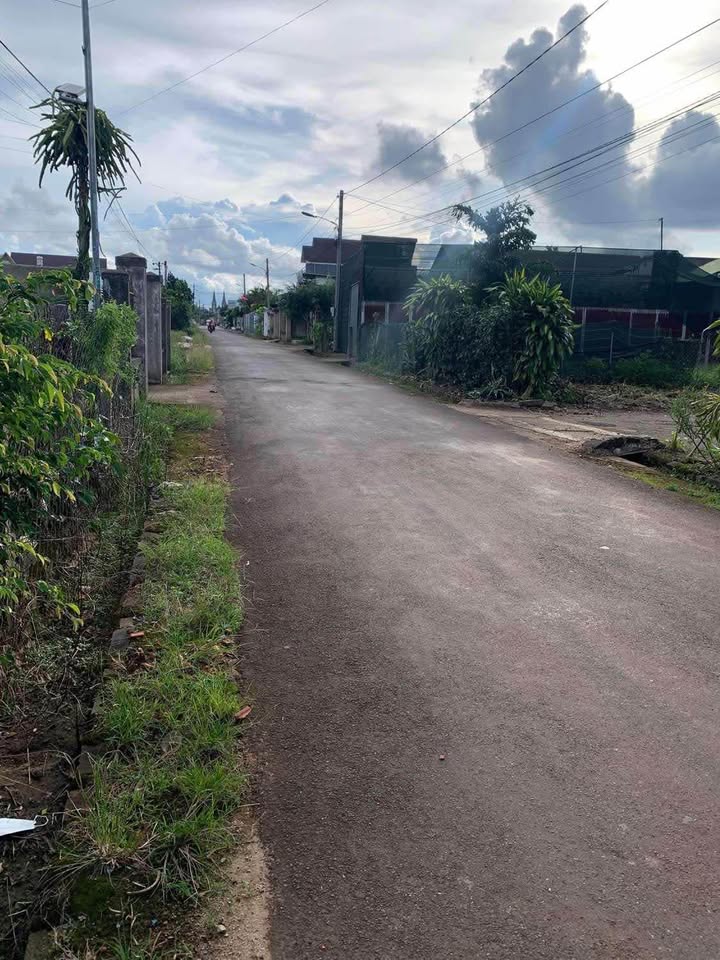 Nhà nguyên căn Lộc Phát, Bảo Lộc 2 triệu/tháng - Gần chợ và trường học!