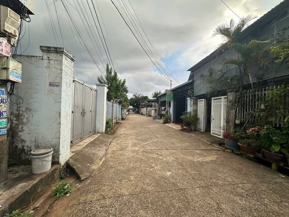 Dãy trọ Nguyễn Gia Thiều Buôn Ma Thuột 137.5m² giá 2.6 tỷ - Cơ hội đầu tư sinh lời!