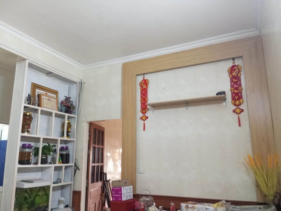 Chung cư cho thuê đường Nguyễn Sỹ Sách, Hưng Dũng 3PN giá chỉ 4 triệu - Nội thất cơ bản đầy đủ!