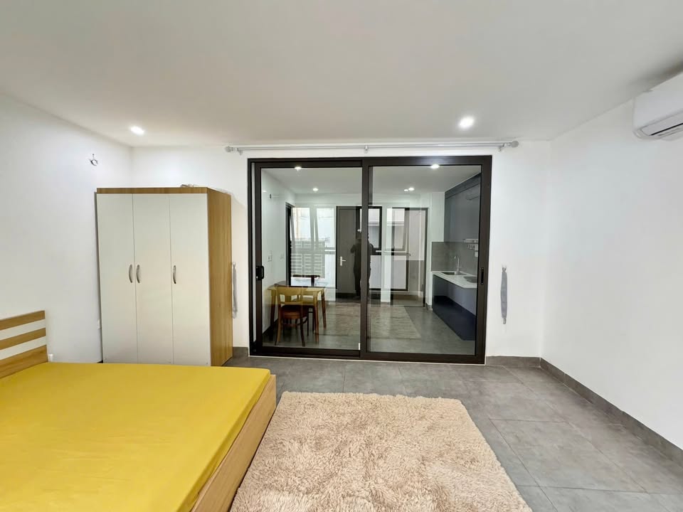 Phòng cho thuê Ngõ 81 Trung Kính, Yên Hoà, Cầu Giấy 40m² - Full nội thất, thang máy