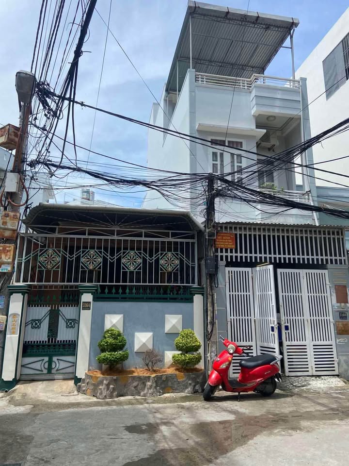 Bán gấp 2 căn nhà liền kề hẻm Dã Tượng Nha Trang - Chỉ 16.058 tỷ!