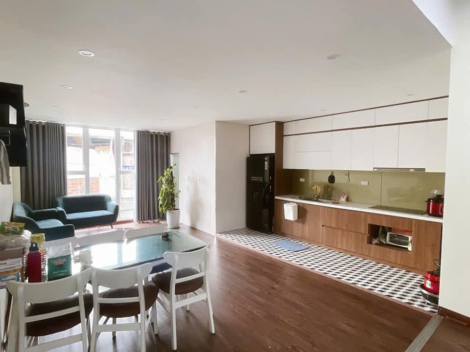 Căn hộ tập thể Thái Thịnh 160m² giá 4 tỷ - Thiết kế hiện đại, sổ đỏ chính chủ!