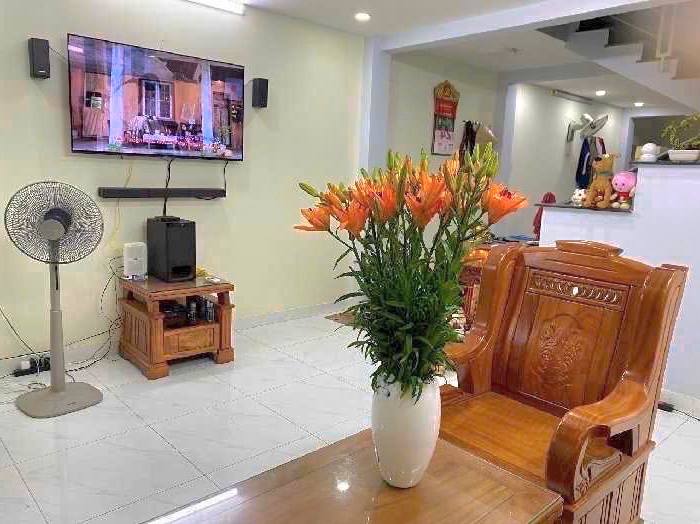 Nhà đẹp hẻm ô tô Tỉnh Lộ 10, 84m² giá 4.2 tỷ - Sổ hồng riêng, giao dịch ngay!