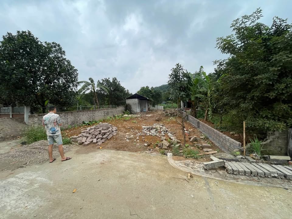 Đất nền Vân Hòa, Ba Vì 450m² - Lô đất 2 mặt tiền hiếm có nhìn ra núi non tuyệt đẹp!