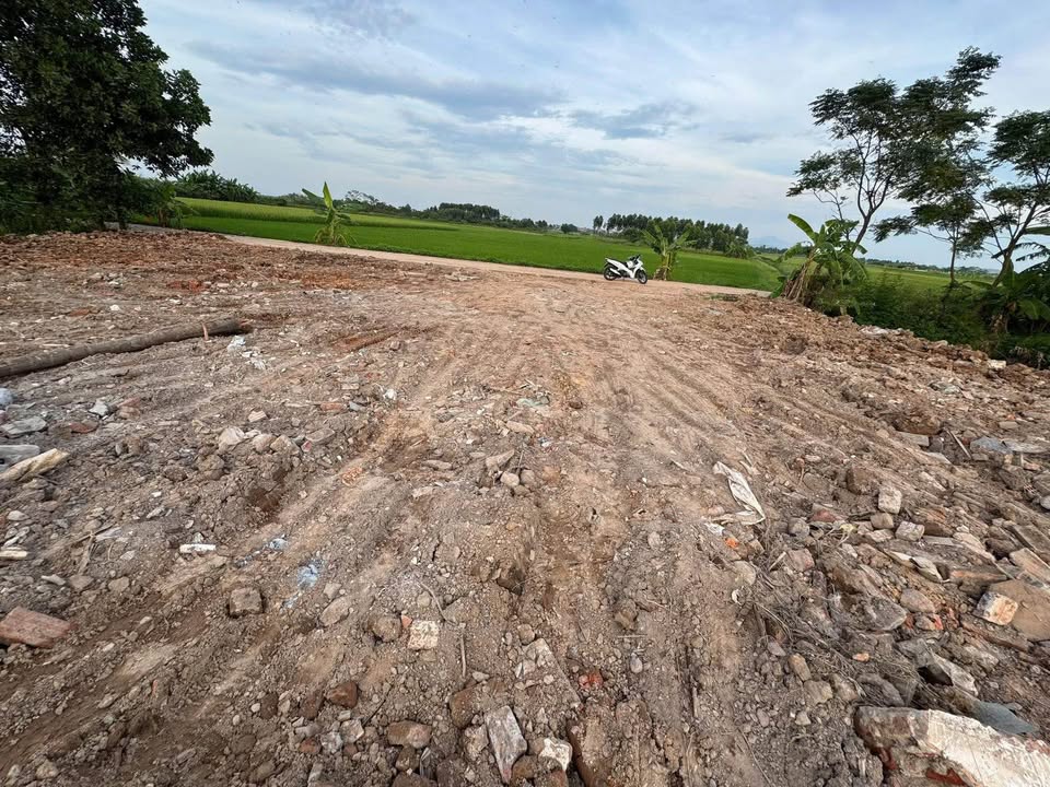 Đất nền Xuân Phú, Yên Dũng 100m² giá 1.6 tỷ - Sổ đỏ chính chủ