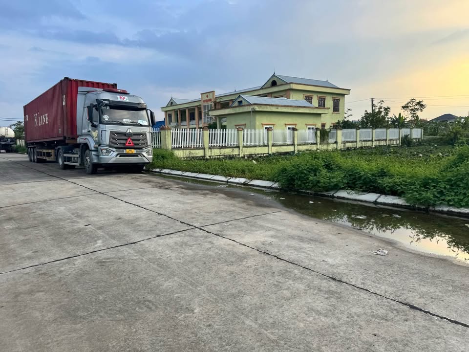 Đất nền xã Gia Trấn 120m² giá 3 tỷ - Gần trạm y tế, hướng Đông!