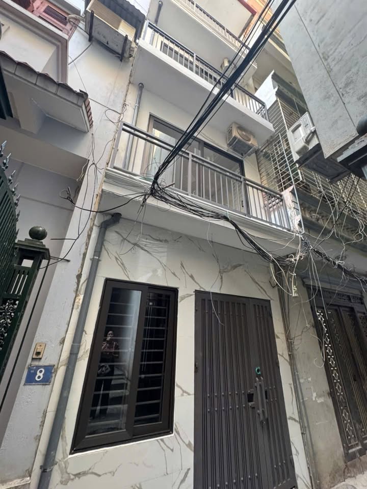Nhà 4 tầng Phố Võng Thị, Tây Hồ 22m² giá 3.75 tỷ - Chính chủ bán gấp!