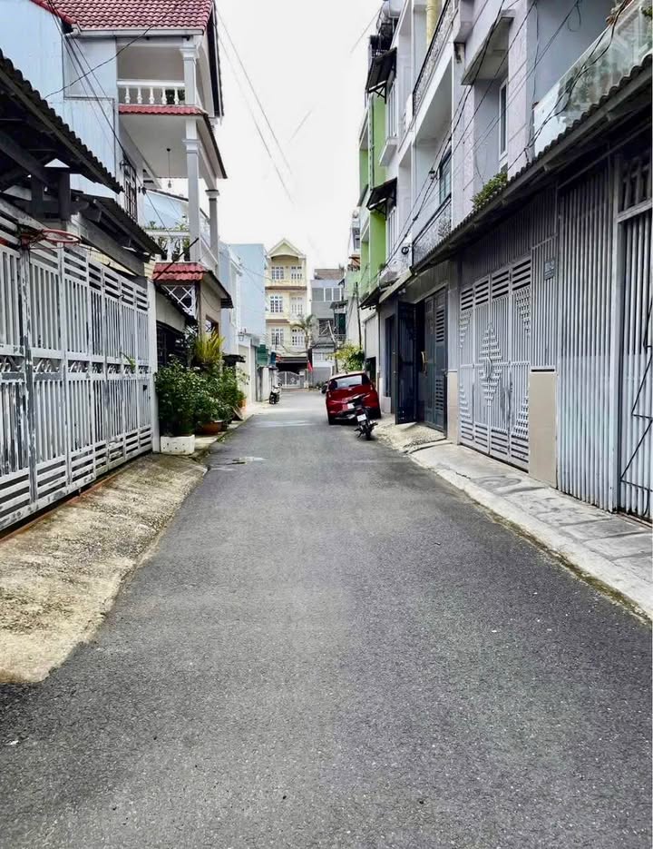 Nhà mặt tiền đường Nguyễn Trung Trực, Đà Lạt 61.5m² - Sổ đỏ chính chủ, giá chỉ 4.7 tỷ!