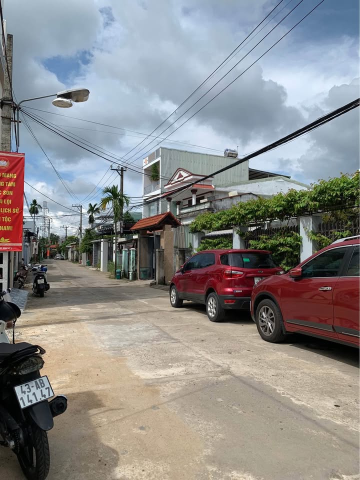 Nhà riêng 3 tầng Cẩm Lệ 80m² giá 3 tỷ - Khu vực an ninh, yên tĩnh!