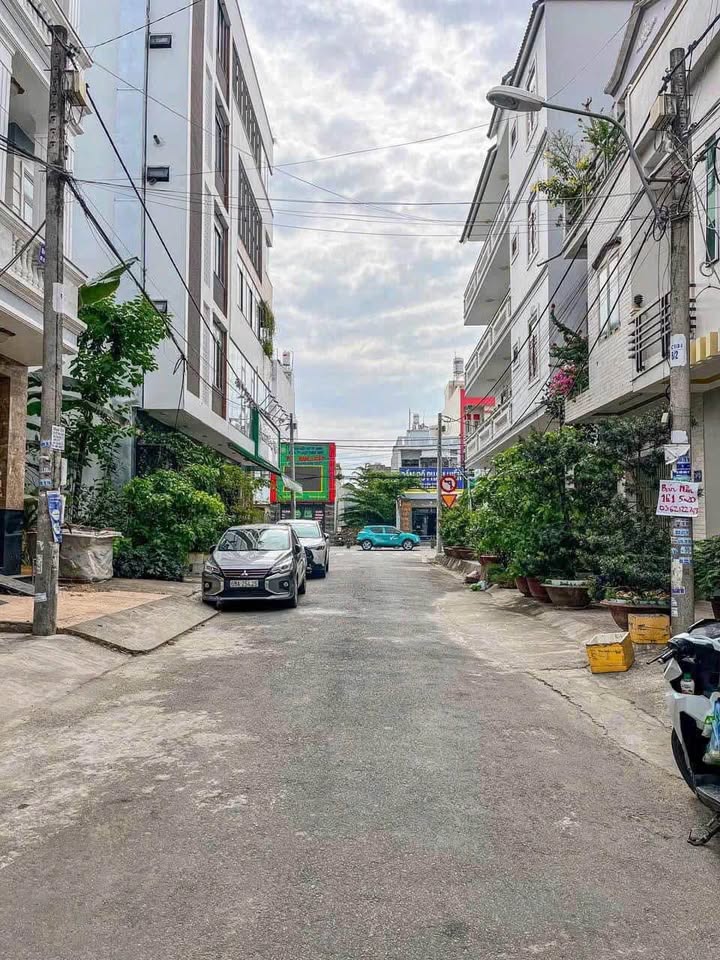 Nhà 1 trệt 3 lầu Đường B24 Ninh Kiều 74.25m² giá 6 tỷ - Sổ đỏ chính chủ!