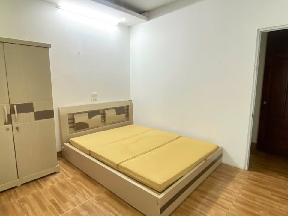 Phòng trọ cho thuê tại Đê La Thành, Đống Đa - Giá chỉ từ 2.5 triệu